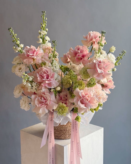 GRAND GESTURE ARRANGEMENT